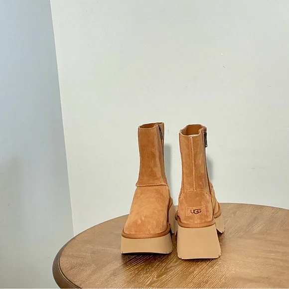 UGG Women's Classic Twin Seam New Heights Chestnut Suede Platform Boots US7/9/10 - Picture 7 of 8